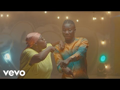 Stonebwoy Ft Teni - Ololo (Official Video)